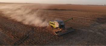 Комбайн,уборка урожая Киев,трал аренда,вспашка,дисковка земли услуги,посев.