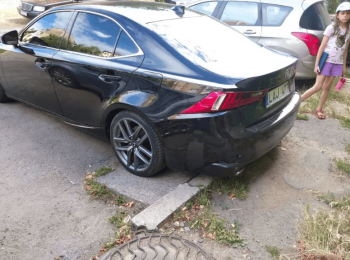 Lexus IS250 дуже гарний стан