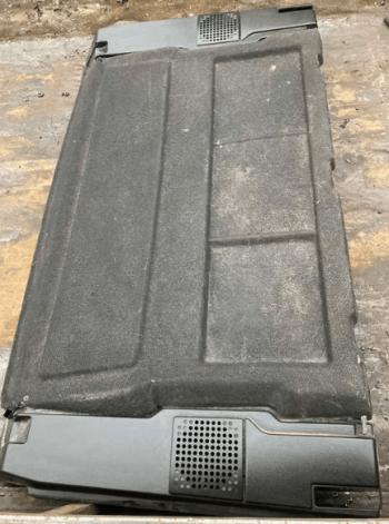 Задня полка на ваз 2104