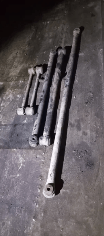 Штанги задньої підвіски (тяги заднього моста) ваз 2101-2107