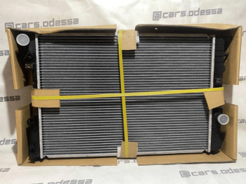 Радиатор двигателя Opel Omega 1994