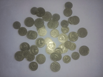 Продам монеты, одним лотом, 48 штук. Или обменяю на ваши предложения!