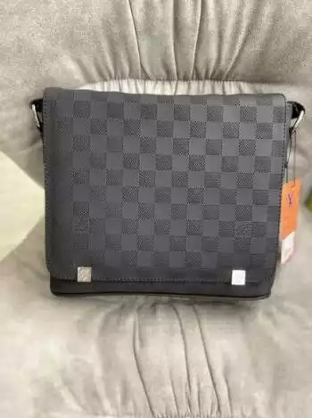 Мужская сумка мессенеджер через плечо Louis Vuitton Луи Виттон