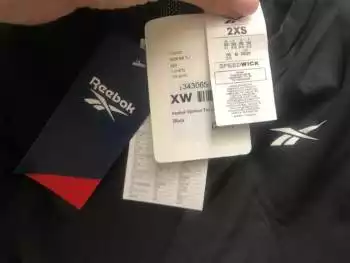 Женская Футболка Reebok