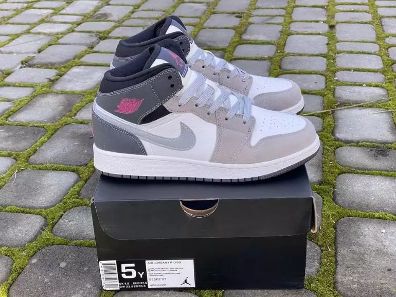 Nike air jordan hyper pink top