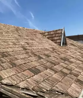 Черепиця червона