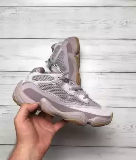 Жіночі кросівки Adidas Yeezy 500