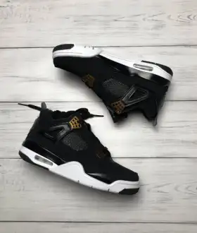 Кросівки Nike Air Jordan 4