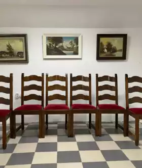 Стільці крісла дубові стулья