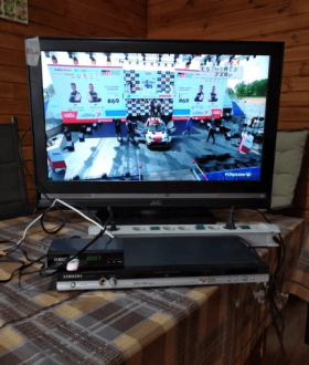 Телевизоры. JVC. Samsung. Sony. Samsung. Terrris.