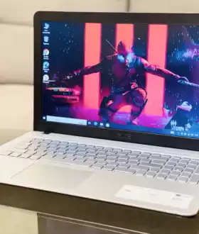 Asus Intel Celeron N4000/2.3 GHz/4 ГБ/HDD 500 ГБ/UHD Graphics 600