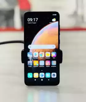 Мобильный телефон Pocophone F1 6/64Gb
