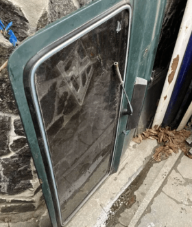 Задня ляда ваз 2104