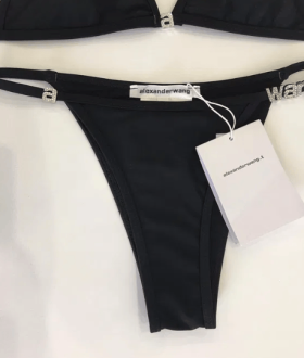 Купальник в стиле Wang