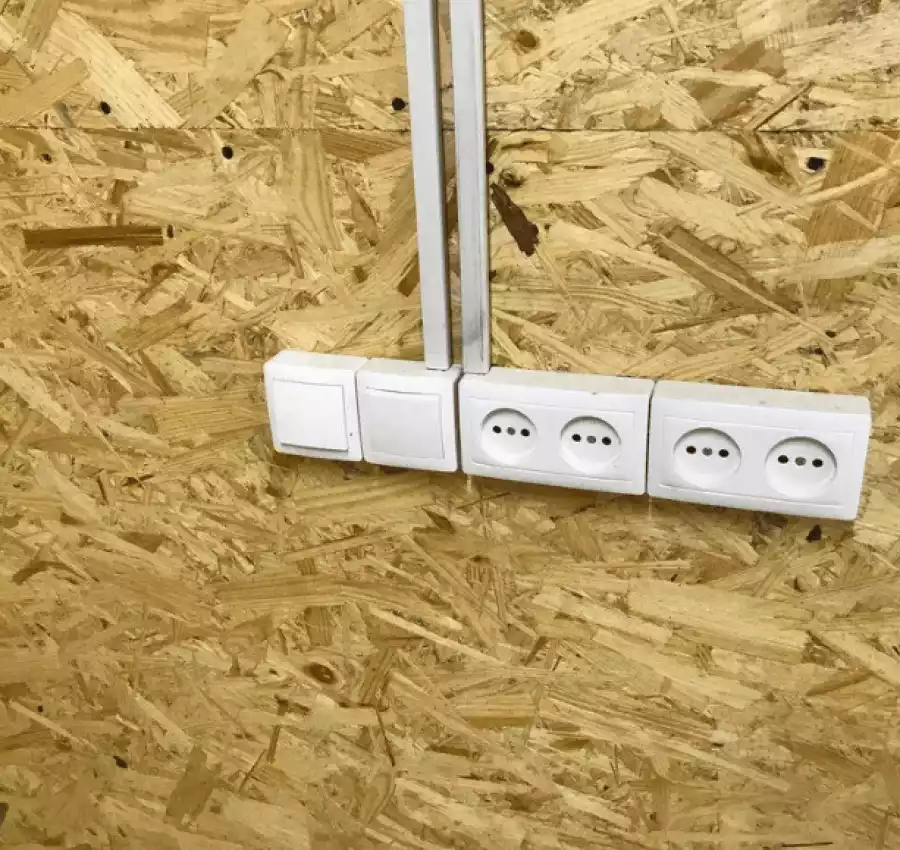 Продам гараж 3,310м на Оболоні, утеплений, скважина, зона для барбекю 2