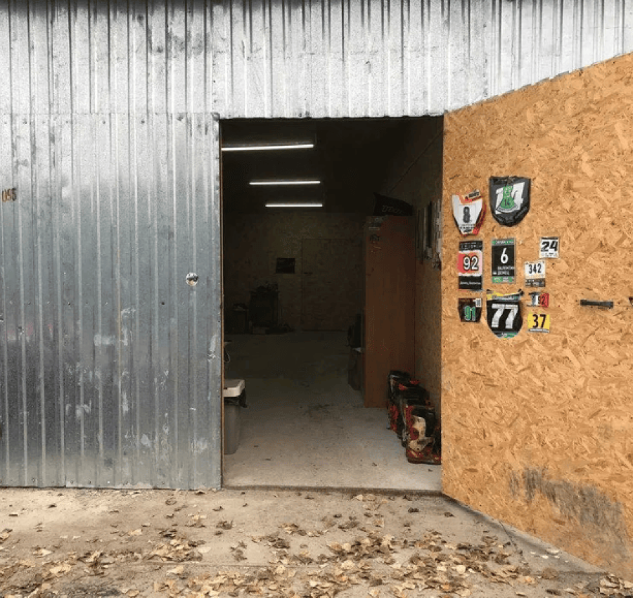 Продам гараж 3,310м на Оболоні, утеплений, скважина, зона для барбекю 4