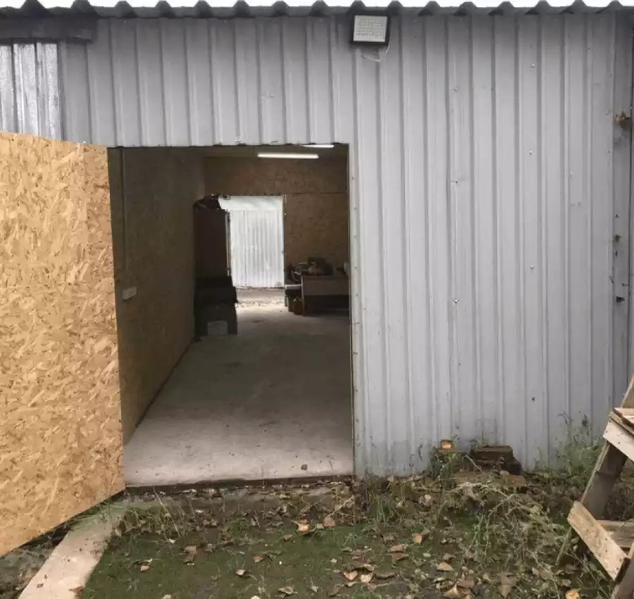 Продам гараж 3,310м на Оболоні, утеплений, скважина, зона для барбекю 6