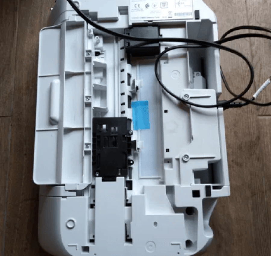 Принтер HP. 2700.серия 6