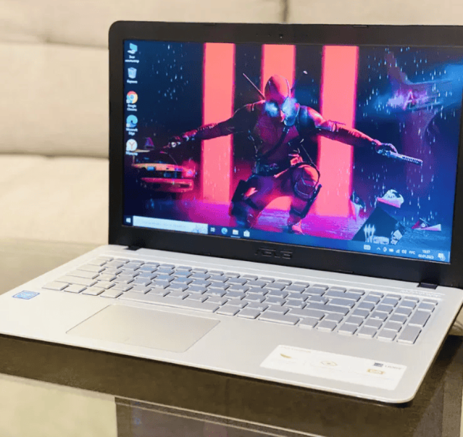 Asus Intel Celeron N40002.3 GHz4 ГБHDD 500 ГБUHD Graphics 600 2