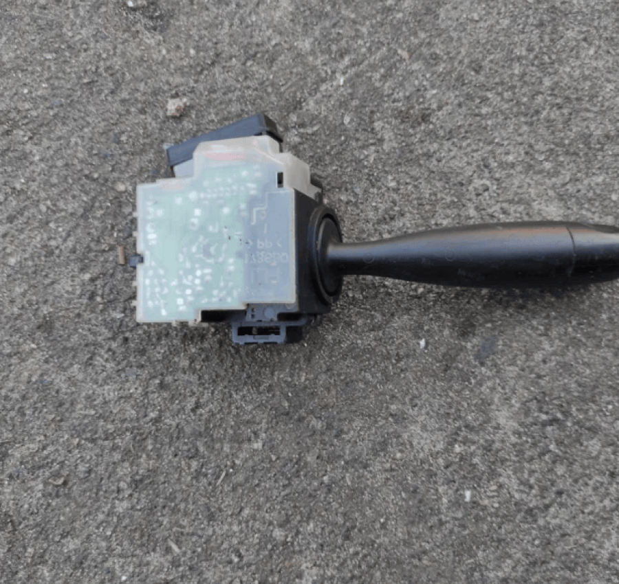 Селектор дворников Toyota Rav 4 2 2