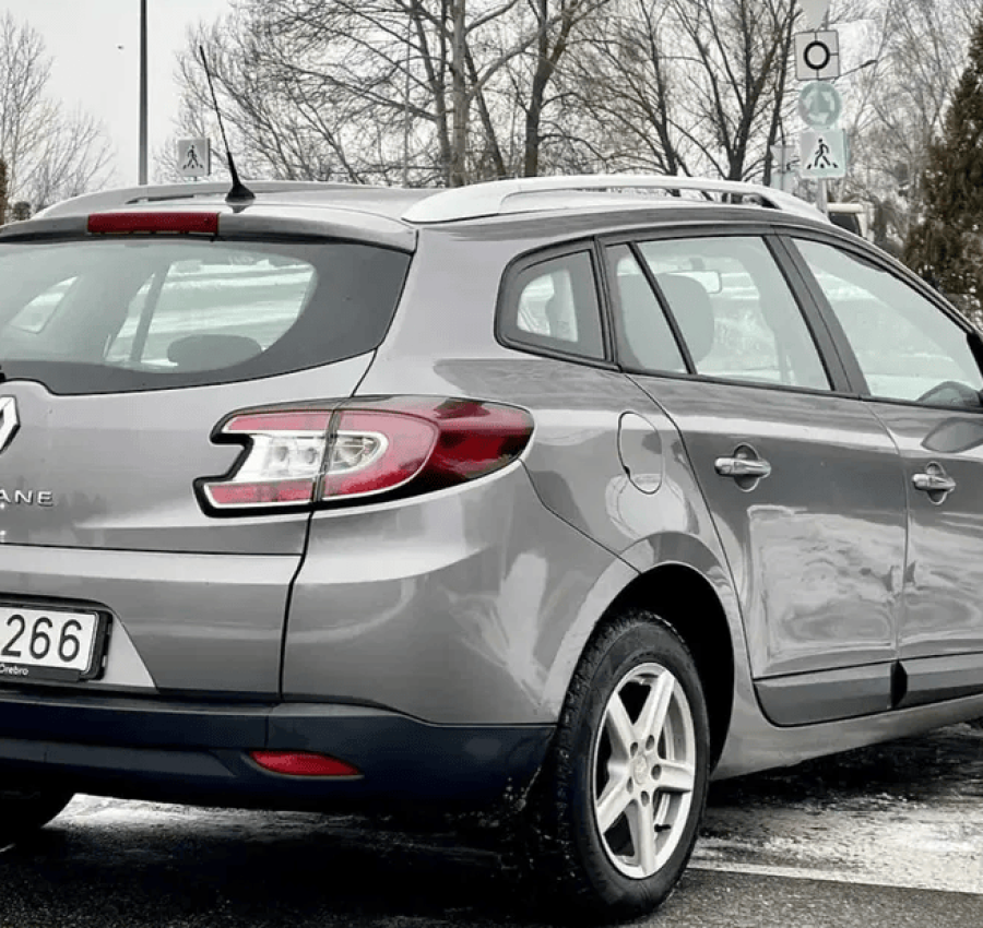 Renault Megan 2011 Рено Меган 4