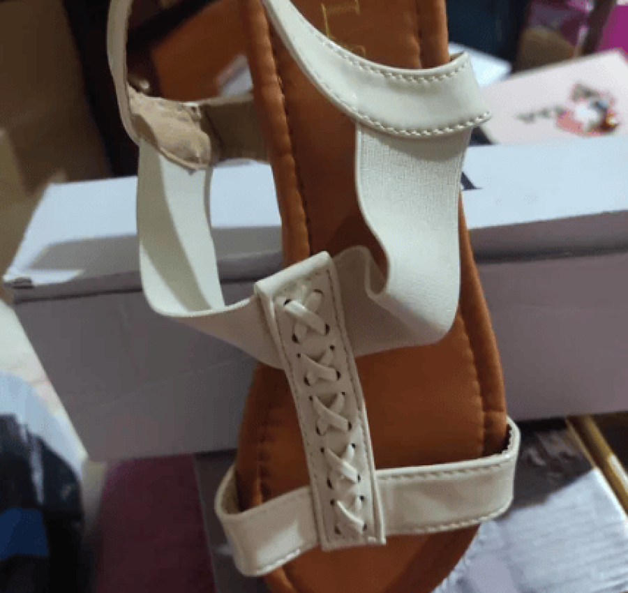 Продам женские босоножки