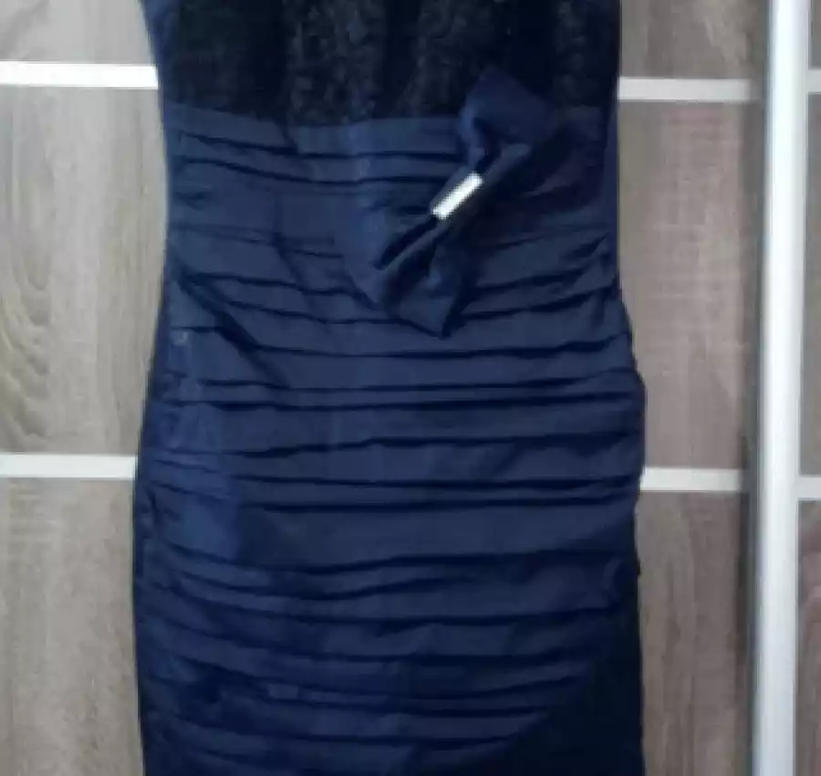 Продам платье (цвет синий)