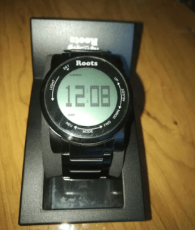 Мужские часы Roots Канада кварцевые продажа или обмен