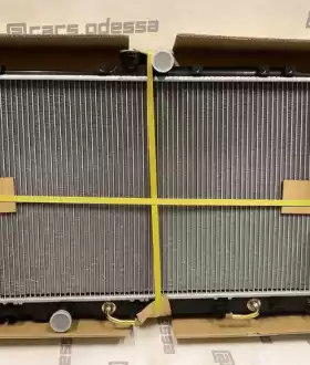 Радиатор двигателя Mitsubishi Outlander 2003-2007 2.4