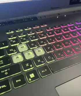 Новый ROG Strix G17 G713RM-LL055 Rtx3060 Ryzen 7-6800H| LCD:17,3