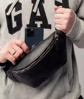 Мужская кожаная бананка поясная / на пояс / через плечо 010