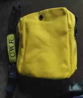 Сумочка жовта нова