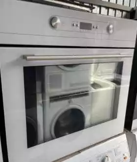 Електро плита біленька Бу