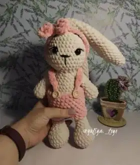 В'язані іграшки ручної роботи. Пес Патрон та інші персонажі