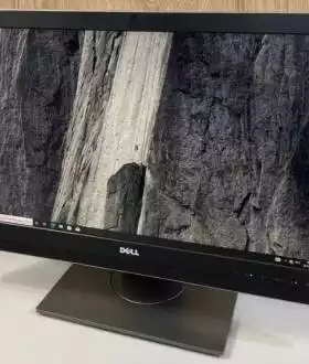 Монітор DELL UZ2315Hf