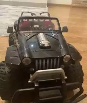 Велика машина джип