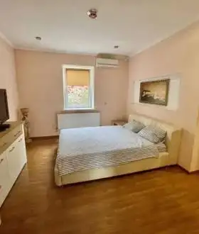 Дом сдам в аренду.