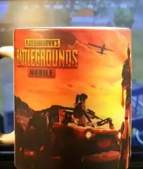 Печать на чашках хамелеонах