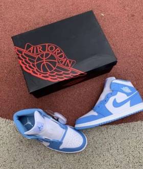 Кроссовки Nike Air Jordan 1 Mid UNC White University Blue женские AJ1