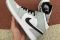 Кроссовки Nike Air Jordan 1 Mid Light Smoke Grey женские AJ1 серые мид 2