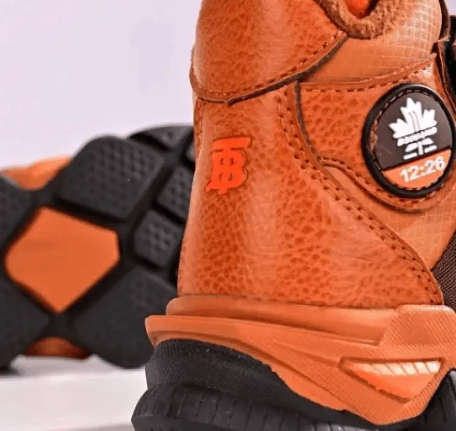 Ботинки утеплённые, 25-26-28-29 р 4