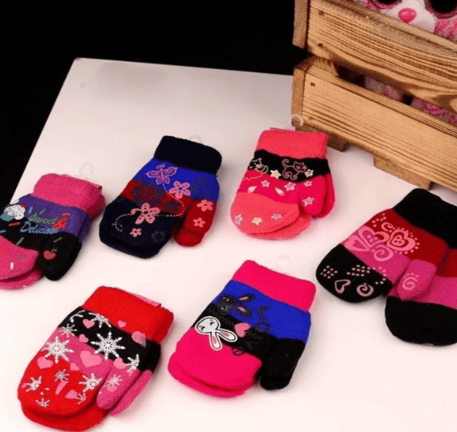 Варежки для девочки, 3-5 лет