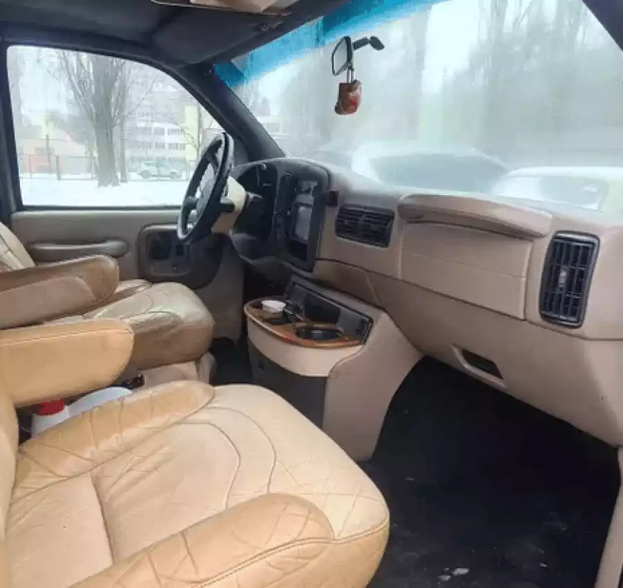 Chevrolet Express & GMC Savana 5