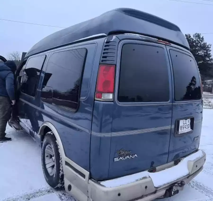Chevrolet Express & GMC Savana 8