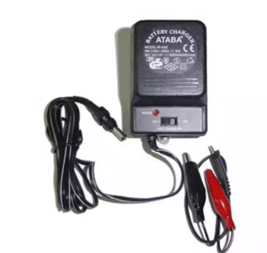 МЕНЯЮ Универсал адаптер Блок питания Зарядное устройство ATABA AT-500