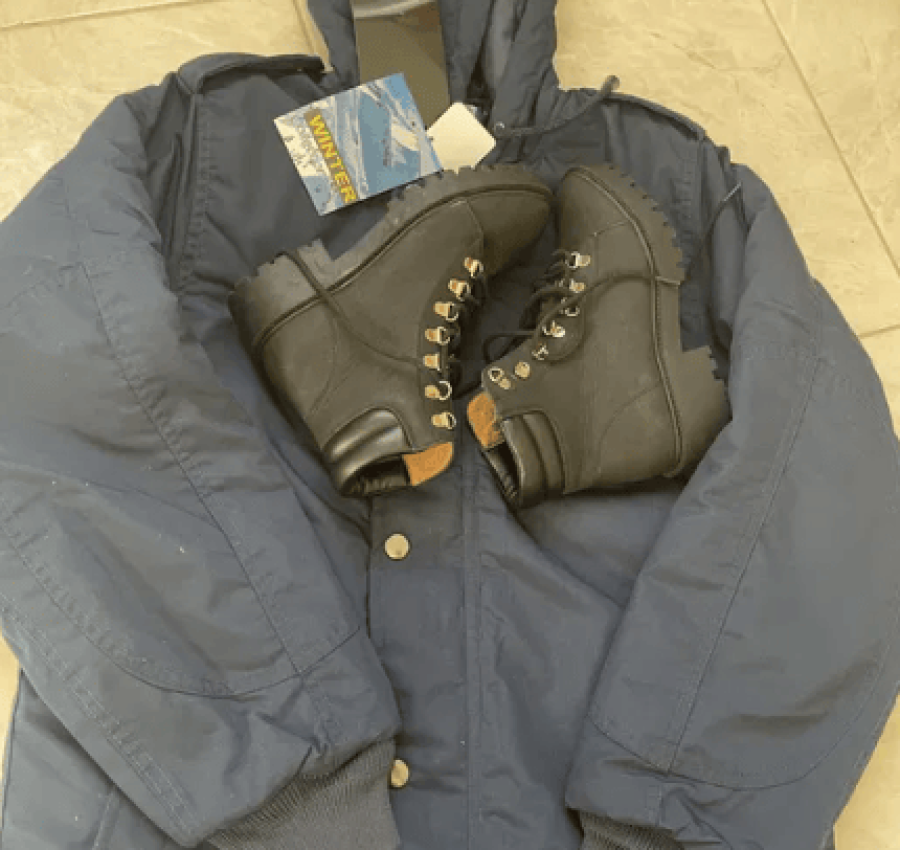 Пуховик женский с капюшоном Хаки 3