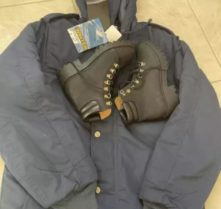 Пуховик женский с капюшоном Хаки 3