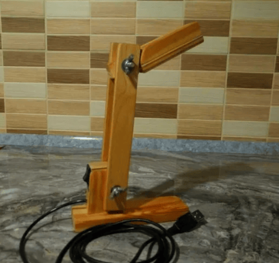 Мебель Лампа настольная деревянная, работает от Power Bank