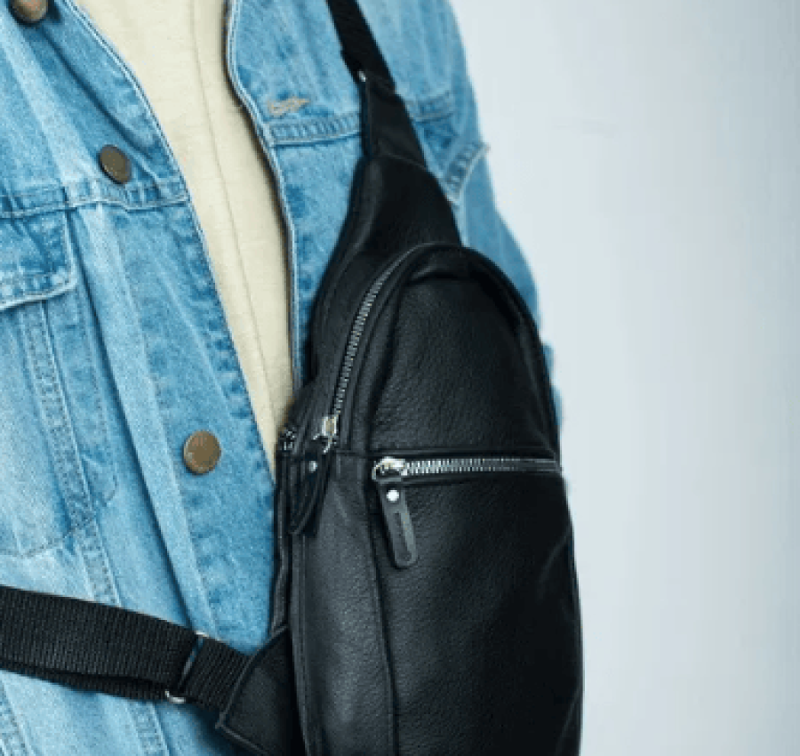 Сумка мужская кожаная слинг через плечо  нагрудная 016 2