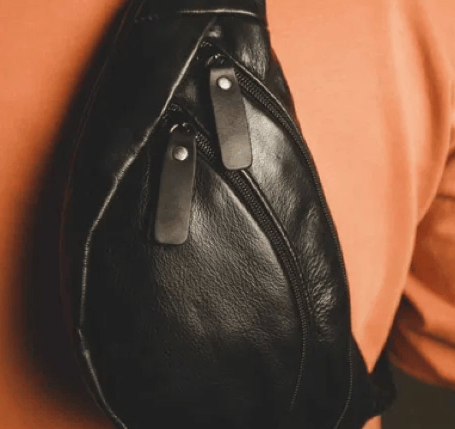 Мужская кожаная бананка поясная  на пояс  через плечо 018 8